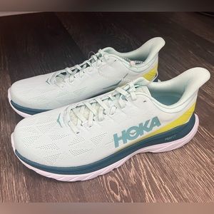 Hoka Pro Fly